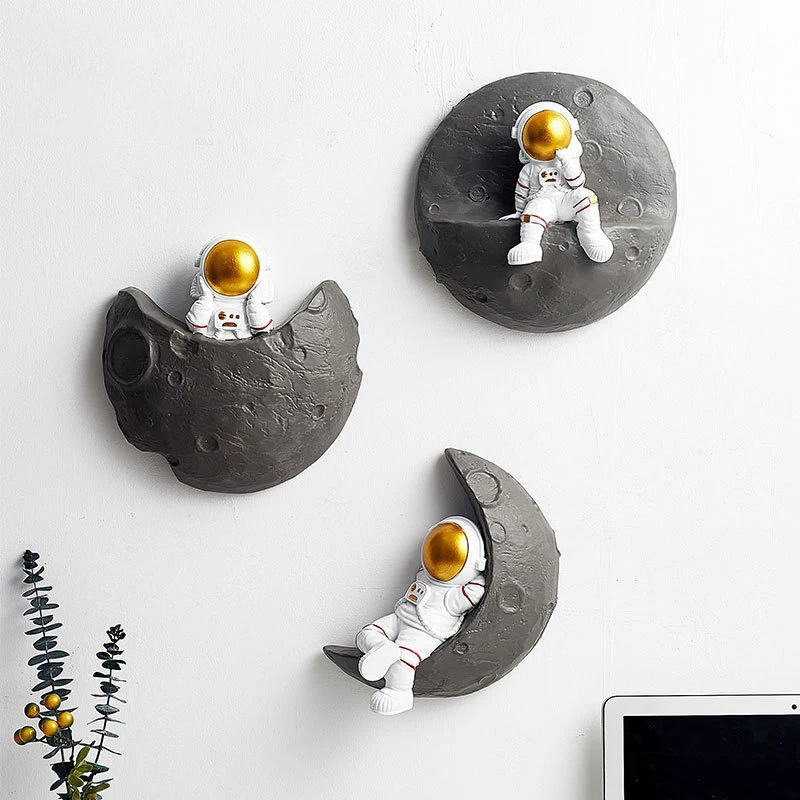 Nordic Astronaut Resin Wall Shelf